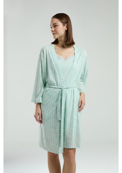 Kadın Ev Giyim Askılı & Şort & Sabahlık 3 Parça Kutulu Pijama Takımı L1.PC.004.102.K12 fiyatları