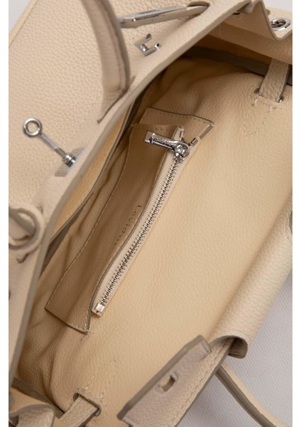 Krem Mini Kilit Detaylı El Çantası modelleri