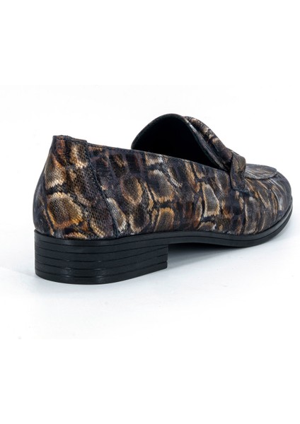D25KA-420 Kadın Hakiki Deri Kısa Topuklu Günlük Casual Ayakkabı Siyah Kroko modelleri