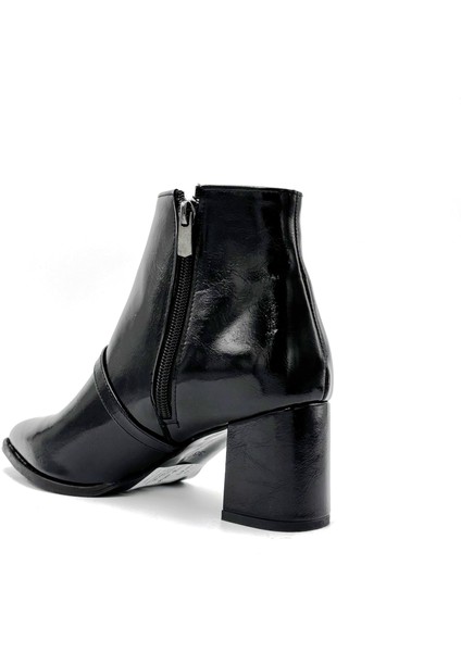 Edna Ön Toka Detaylı Topuklu Kadın Bot Siyah fırsatları