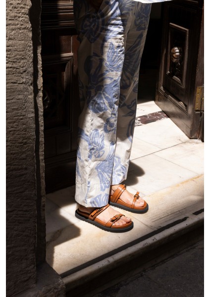 Eliott Kadın Bej Tokali Fusped Tabanli Terlık modelleri