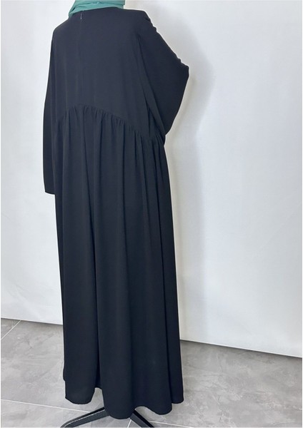 Yandan Robalı Tesettür Elbise Medine Ipegi Siyah Renk modelleri