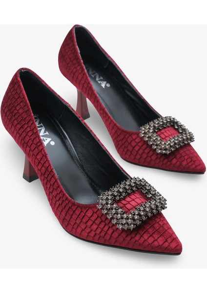 Lunvera Kadife Taşlı Tokalı Kadın Topuklu Ayakkabı Bordo fiyatları
