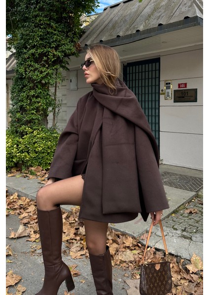 Kahverengi Şal Detaylı Kaban - 7600 fırsatları