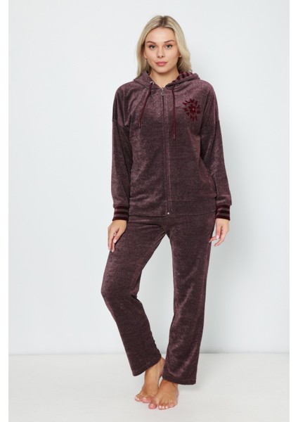 Kapüşonlu Bordo Nakış Detaylı Fermuarlı Uzun Kollu Pamuklu Kadife Kadın Alt-Üst Eşofman Takımın