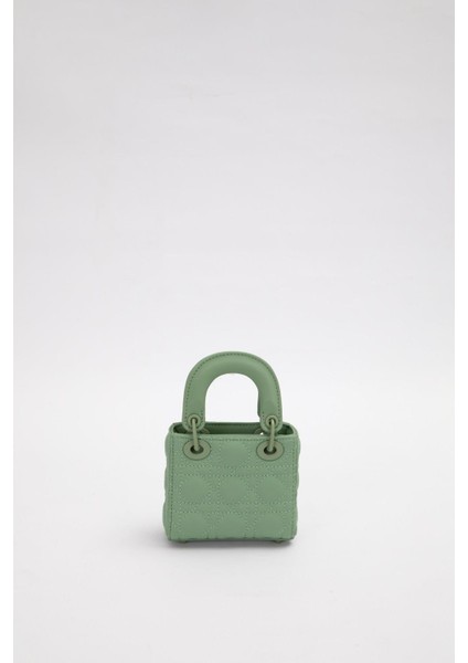 Yeşil Mini Boy Aksesuar Detaylı El Çantası fırsatları
