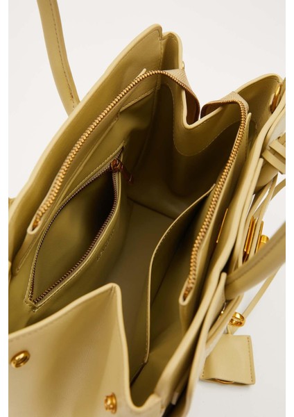 Yeşil Deri Aksesuar Detaylı El Çantası modelleri