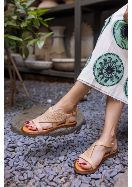 Leaf Kadın Bej Gerçek Deri Parmak Arasi Sandalet fiyatları