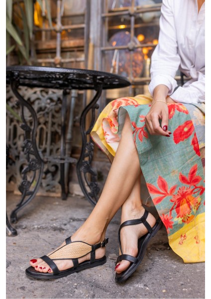 Leaf Kadın Bej Gerçek Deri Parmak Arasi Sandalet modelleri