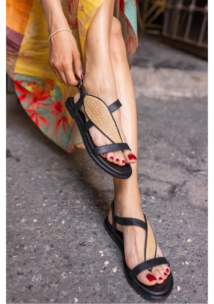 Leaf Kadın Bej Gerçek Deri Parmak Arasi Sandalet indirimleri