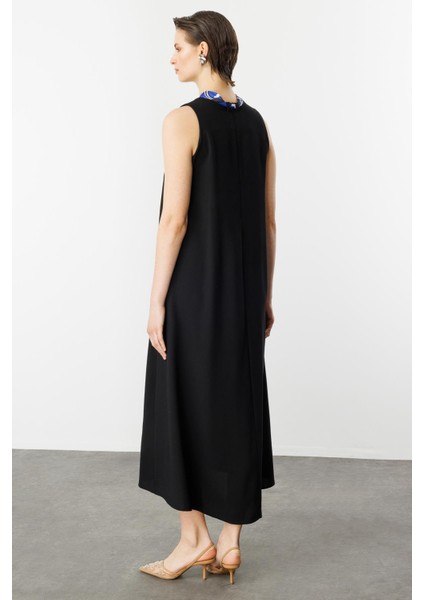 Fular Detay V Yaka Uzun Elbise-Siyah