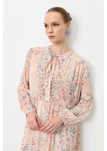 Eteği Volanlı Uzun Şifon Elbise-Kırmızı indirimleri