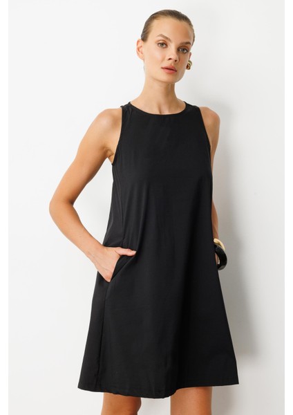 Pamuklu Rahat Kalıp Elbise-Siyah fırsatları