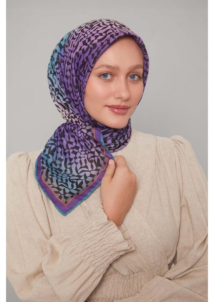 Mor Renk Geçişli Desen Soft Eşarp