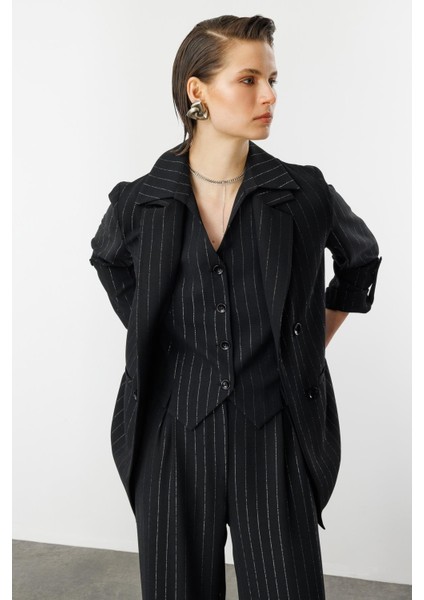 Kol Detaylı Sim Çizgi Ceket-Siyah