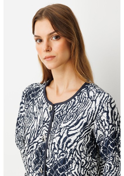 Cep Detay Desenli Kapitone Ceket-Lacı fiyatları