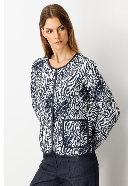 Cep Detay Desenli Kapitone Ceket-Lacı