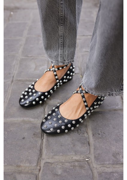 Rebecka Kadin Siyah Troklu Babet modelleri