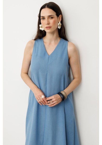 Kolsuz V Yaka Rahat Kesim Elbise-Mavi