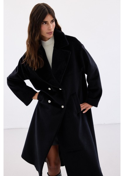 Düğme Detaylı Uzun Kaban - Siyah