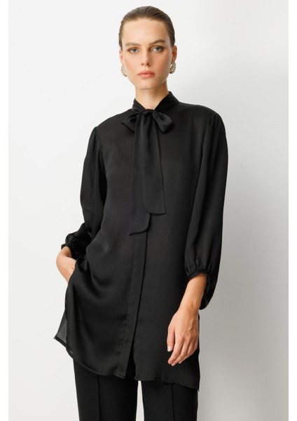 Kendinden Desenli Saten Tunik Gömlek-Siyah fırsatları