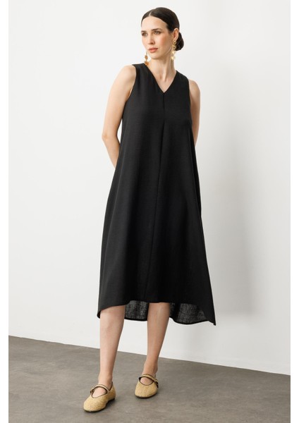 Kolsuz V Yaka Rahat Kesim Elbise-Siyah fiyatları