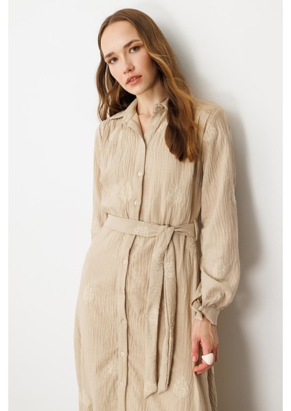 Işleme Detay Kuşaklı Uzun Elbise-Bej modelleri