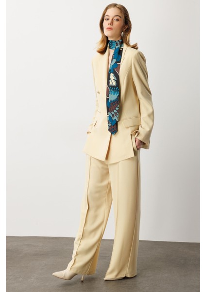 Fular Detaylı Kruvaze Ceket-Sarı modelleri