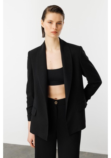 Kolu Büzgülü Cep Detaylı Ceket-Siyah modelleri