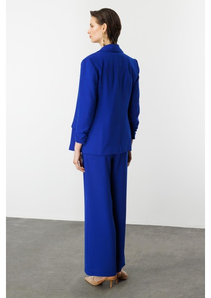 Kolu Büzgülü Cep Detaylı Ceket-Sax