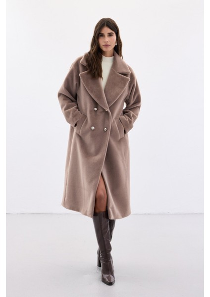 Düğme Detaylı Uzun Kaban - Vizon