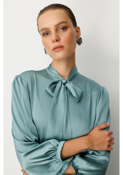 Kendinden Desenli Saten Tunik Gömlek-Mınt indirimleri