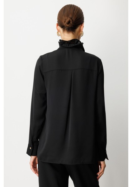 Farbela Detaylı Krep Gömlek-Siyah