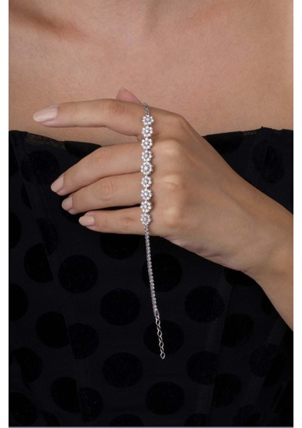 Papatya Montürlü Rodyum Kaplama 925 Ayar Gümüş Bileklik fiyatları