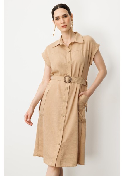 Keten Görünümlü Kuşaklı Elbise-Camel