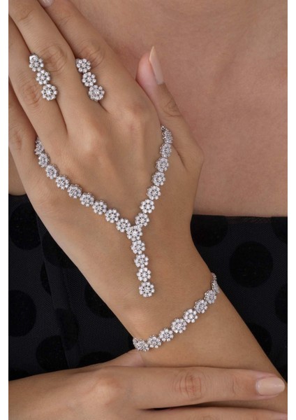 Papatya Montürlü Rodyum Kaplama 925 Ayar Gümüş Düğün Seti