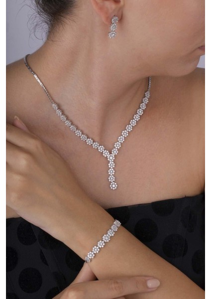 Papatya Montürlü Rodyum Kaplama 925 Ayar Gümüş Düğün Seti modelleri