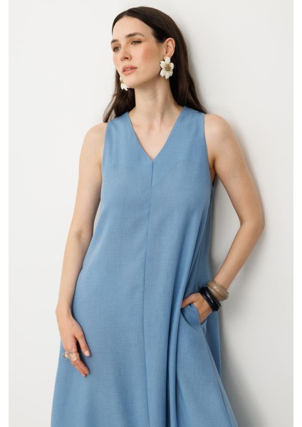 Kolsuz V Yaka Rahat Kesim Elbise-Mavi fiyatları