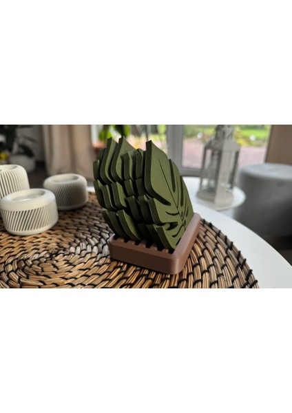 Monstera Yaprak Bardak Altlığı Seti (Stand Dahil) – 3D Baskı Organik Pla Malzeme