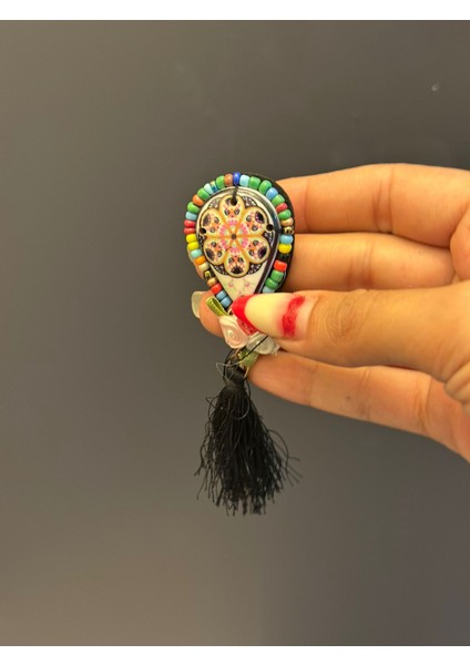 Püsküllü Etnik Kadın Broş Yaka Iğnesi Aksesuar 5x3 cm fiyatları