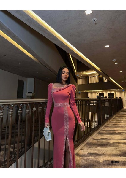 Taş Detaylı Uzun Abiye Elbise 583089 Gülkurusu fiyatları