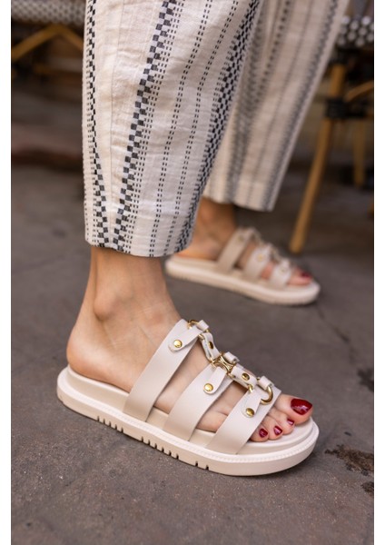 Piero Kadin Bej Deri Tozlu Metal Tokali Terlik