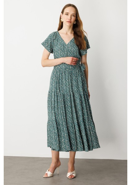 Çiçek Desenli Kruvaze Yaka Uzun Elbise-Yeşil
