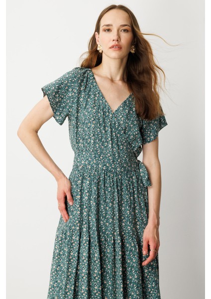 Çiçek Desenli Kruvaze Yaka Uzun Elbise-Yeşil indirimleri