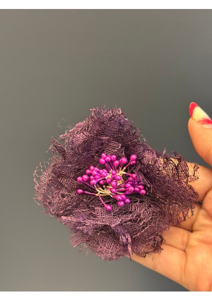 Mor Tomurcuklu Güpür Çiçek Broş Yaka Iğnesi Giyim Aksesuarı 6x6 cm