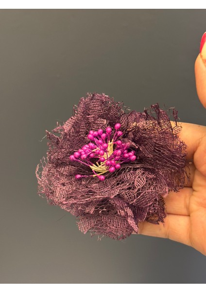 Mor Tomurcuklu Güpür Çiçek Broş Yaka Iğnesi Giyim Aksesuarı 6x6 cm fiyatları