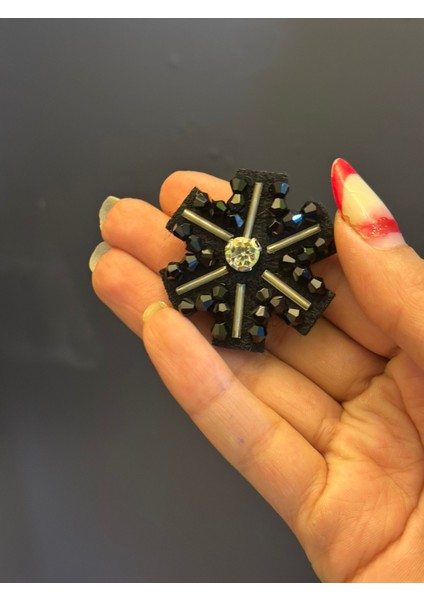 Siyah Boncuk Işleme Arma Dikiş Aksesuarı 5x5 cm fiyatları