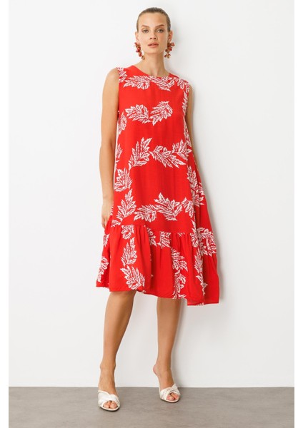 Etek Ucu Volanlı Desenli Elbise-Kırmızı
