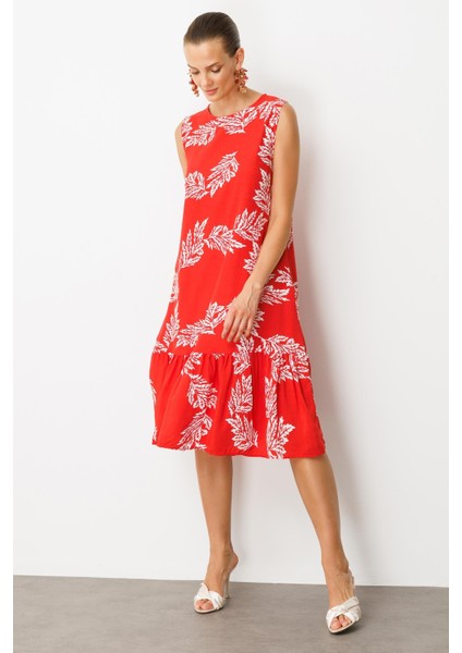 Etek Ucu Volanlı Desenli Elbise-Kırmızı modelleri