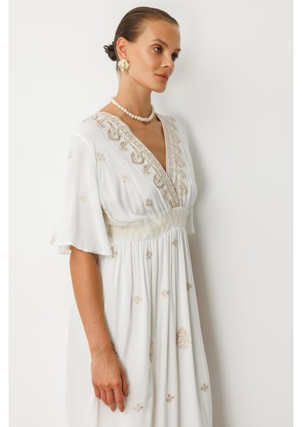Etnik Desen Işlemeli Uzun Elbise-Ekru